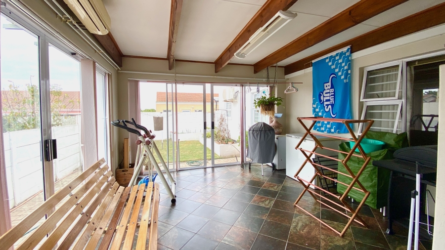 5 Bedroom Property for Sale in Port Owen Western Cape
